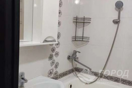 Сдам 2-х кімнатну квартиру, Рогань, Код: 815809/1