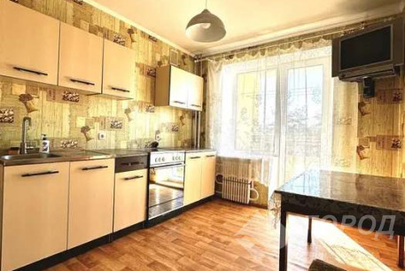 Продам 3-х кімнатну квартиру, Бавария, Код: 815855/1