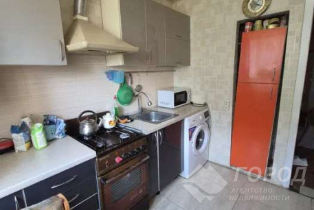 Продам 3-х кімнатну квартиру, Рогань, Код: 815856/1