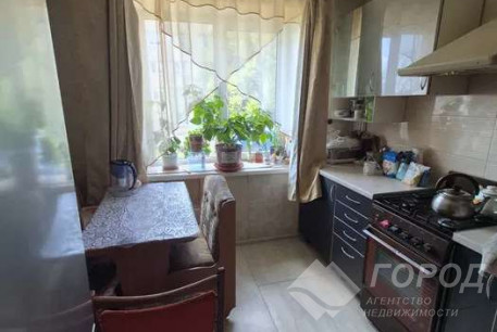 Продам 3-х кімнатну квартиру, Рогань, Код: 815856/1