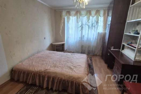 Продам 3-х кімнатну квартиру, Рогань, Код: 815856/1