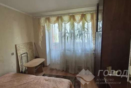 Продам 3-х кімнатну квартиру, Рогань, Код: 815856/1