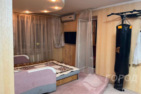 Продам 2-х кімнатну квартиру, Новые дома, Маршала Жукова метро (Дворец спорта), Код: 815878/1