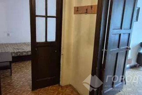 Продам 2-х кімнатну квартиру, Сосновая Горка, Научная метро, Код: 815897/1
