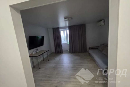 Продам 3-х кімнатну квартиру, Дергачевский р-н, Солоницевка пгт., Код: 815921/1