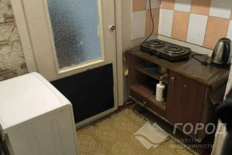 Сдам гостинку, Новые дома, Армейская метро (Советской Армии), Код: 815966/1