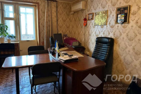 Продам 5-и кімнатну квартиру, Гагарина проспект, Метростроителей метро, Код: 815973/1