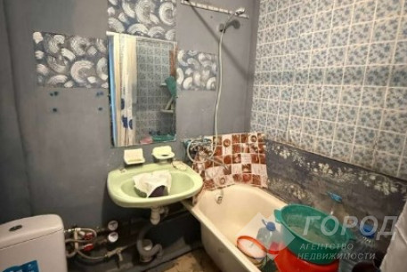 Продам 2-х кімнатну квартиру, Залютино, Код: 815981/1