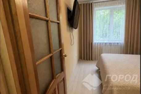 Продам 2-х кімнатну квартиру, Гагарина проспект, Спортивная метро, Код: 816041/1