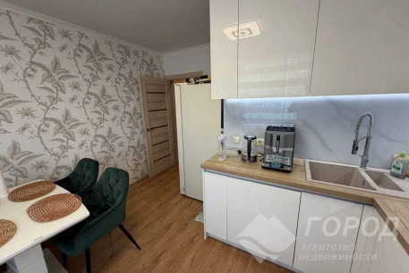 Продам 2-х кімнатну квартиру в новобудові, Салтовский, Завод им. Малышева метро, Код: 816058/1
