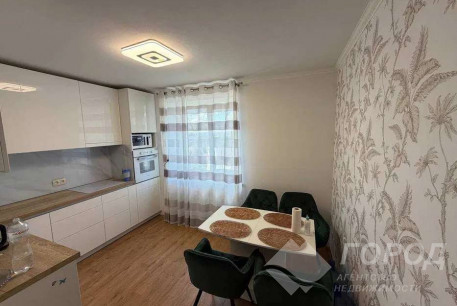 Продам 2-х кімнатну квартиру в новобудові, Салтовский, Завод им. Малышева метро, Код: 816058/1