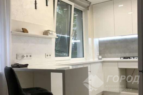 Продам 3-х кімнатну квартиру, Салтовка, 656 м/р, Код: 816060/1