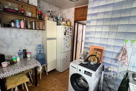 Продам 2-х кімнатну квартиру, ХТЗ, Пролетарская метро (Индустриальная), Код: 816070/1