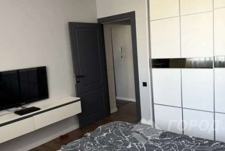 Продам 4-х кімнатну квартиру, Салтовка, ТРК Украина, Код: 816130/1