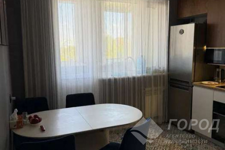 Продам 4-х кімнатну квартиру, Салтовка, ТРК Украина, Код: 816130/1