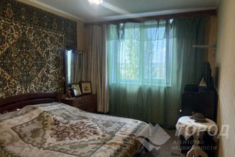Продам 3-х кімнатну квартиру, Рогань, Горизонт, Код: 816153/1