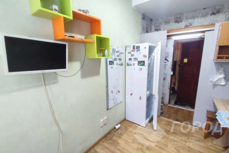 Сдам гостинку, ХТЗ, ХТЗ метро, Код: 816215/1
