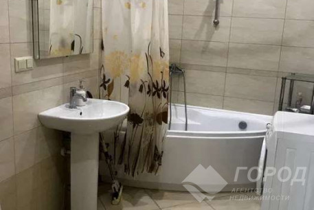 Сдам 1-кімнатну квартиру в новобудові, Центр, Код: 816216/1