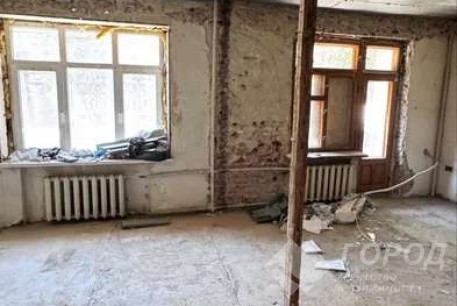 Продам 4-х кімнатну квартиру, Центр, Сумской рынок, Код: 816236/1