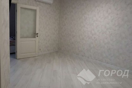 Продам 2-х кімнатну квартиру, Сосновая Горка, Научная метро, Код: 816332/1