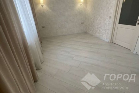 Продам 2-х кімнатну квартиру, Сосновая Горка, Научная метро, Код: 816332/1