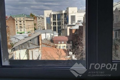 Продам 3-х кімнатну квартиру, Центр, Площадь Конституции метро (Советская), Код: 816389/1