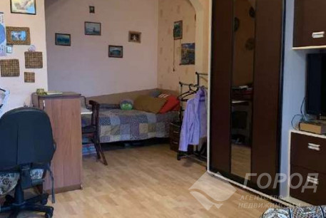 Продам 2-х кімнатну квартиру, Сосновая Горка, Научная метро, Код: 816443/1