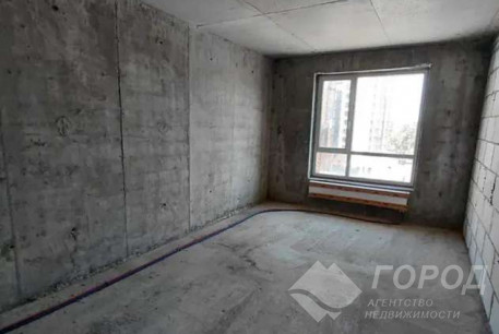 Продам 4-х кімнатну квартиру в новобудові, Центр, Код: 816447/1