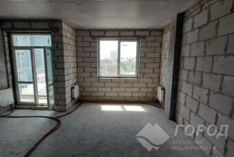 Продам 4-х кімнатну квартиру в новобудові, Центр, Код: 816447/1