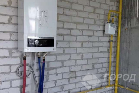 Продам 4-х кімнатну квартиру в новобудові, Центр, Код: 816447/1