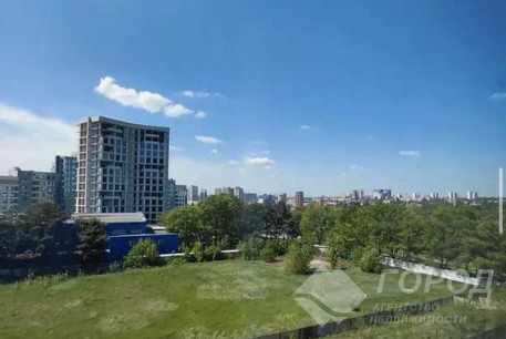 Продам 4-х кімнатну квартиру в новобудові, Центр, Код: 816447/1