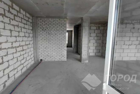 Продам 4-х кімнатну квартиру в новобудові, Центр, Код: 816447/1