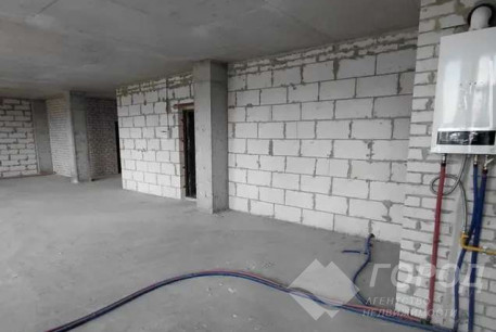 Продам 4-х кімнатну квартиру в новобудові, Центр, Код: 816447/1