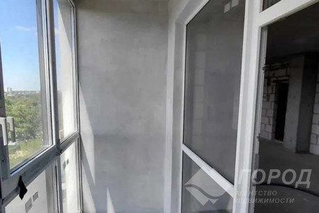 Продам 4-х кімнатну квартиру в новобудові, Центр, Код: 816447/1