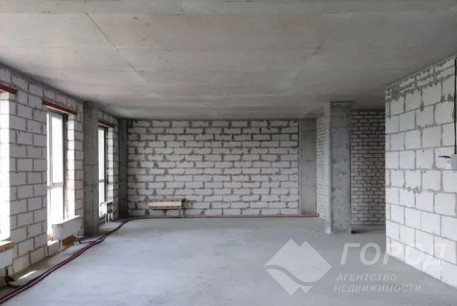 Продам 4-х кімнатну квартиру в новобудові, Центр, Код: 816447/1