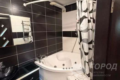 Продам 2-х кімнатну квартиру, Центр, Архитектора Бекетова метро, Код: 816460/1