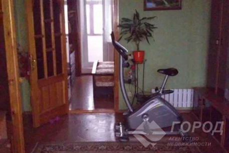 Продам 4-х кімнатну квартиру, Рогань, Роганский ж/м, Код: 816485/1
