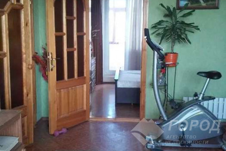 Продам 4-х кімнатну квартиру, Рогань, Роганский ж/м, Код: 816485/1