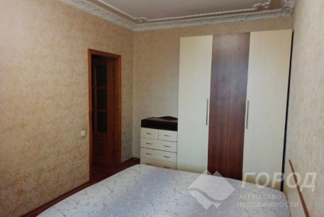 Продам 2-х кімнатну квартиру, Центральный рынок, Южный вокзал метро, Код: 816489/1