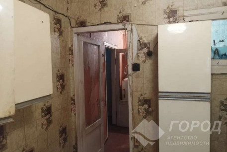 Продам 3-х кімнатну квартиру, Рогань, Код: 816508/1