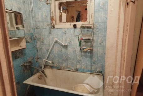 Продам 3-х кімнатну квартиру, Рогань, Код: 816508/1