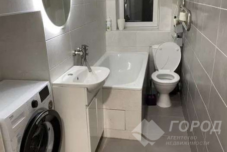 Продам 2-х кімнатну квартиру, Рогань, Код: 816510/1