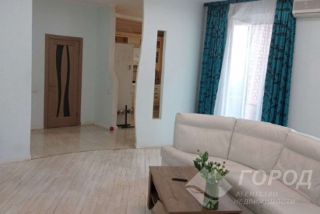 Продам 3-х кімнатну квартиру, Сосновая Горка, Научная метро, Код: 816529/1