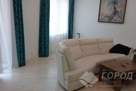 Продам 3-х кімнатну квартиру, Сосновая Горка, Научная метро, Код: 816529/1