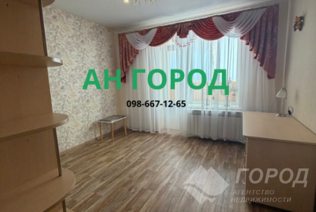 Продам 2-х кімнатну квартиру в новобудові, ХТЗ, ХТЗ метро, Код: 816555/1