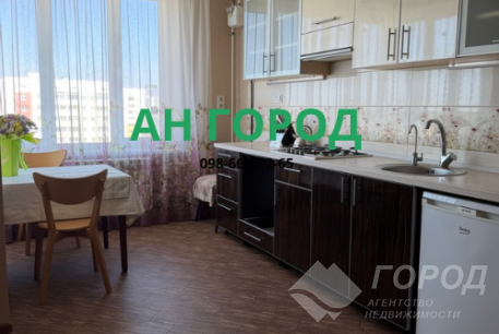 Продам 2-х кімнатну квартиру в новобудові, ХТЗ, ХТЗ метро, Код: 816555/1