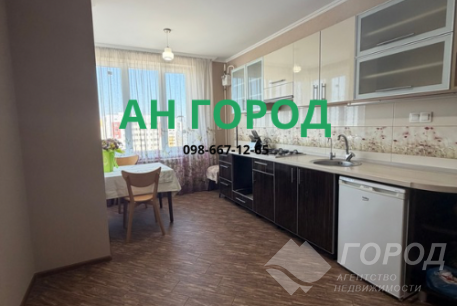 Продам 2-х кімнатну квартиру в новобудові, ХТЗ, ХТЗ метро, Код: 816555/1
