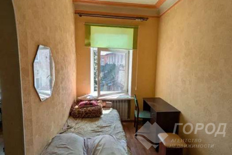 Продам гостинку, Центр, Код: 816558/1