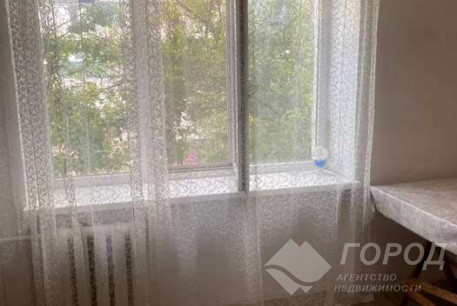 Сдам гостинку, Новые дома, Коммунальный рынок, Код: 816606/1