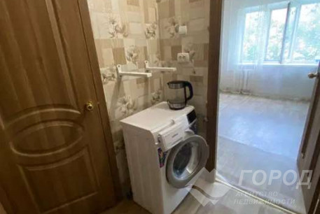 Сдам гостинку, Новые дома, Коммунальный рынок, Код: 816606/1